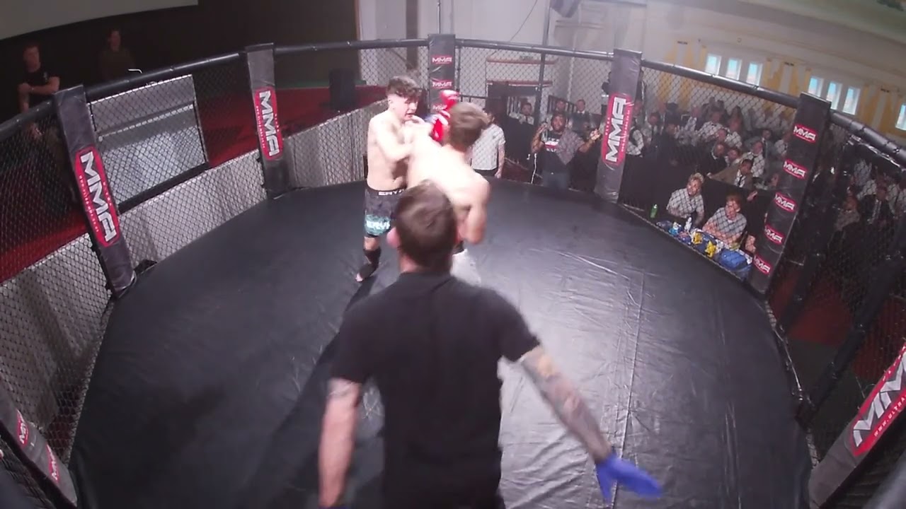 ALDERSHOT | MMA | JOSH LOWMASS VS TOBY MCKEOWN