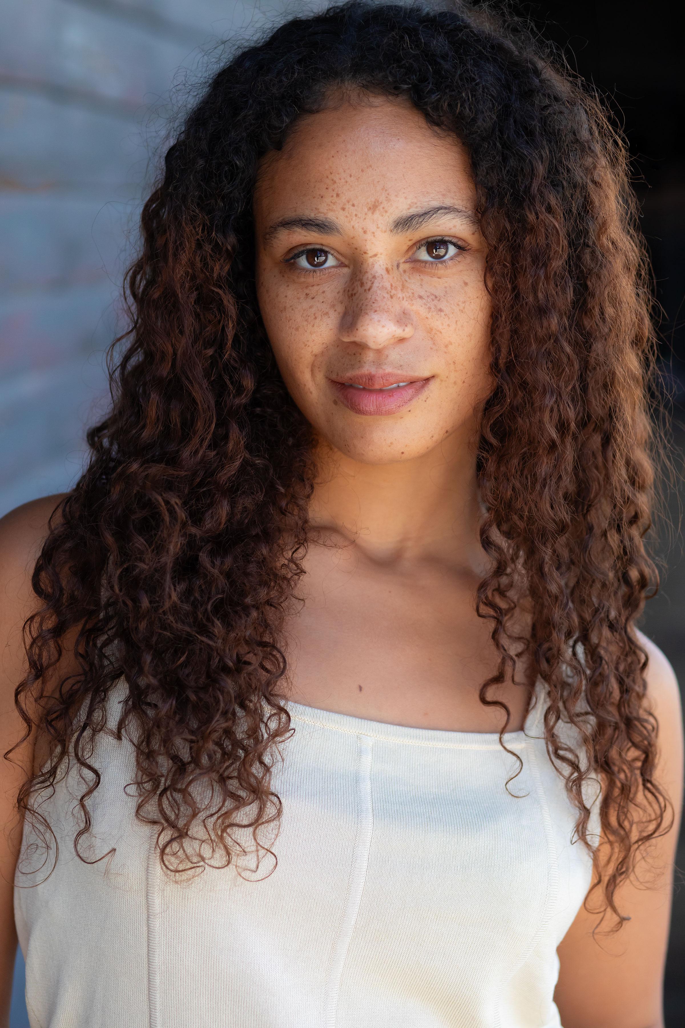 actor Mia Nassivera large photo