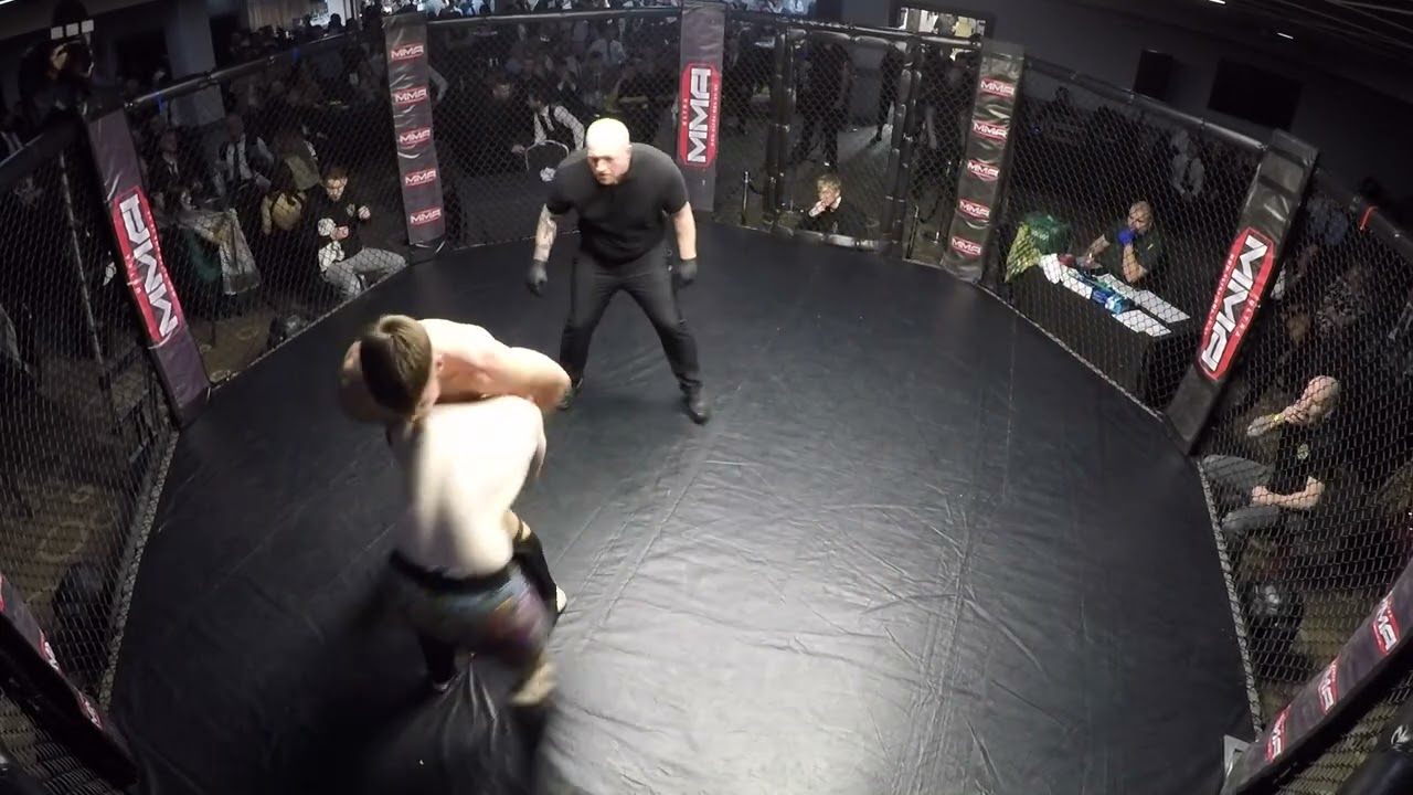 HULL | ULTRA MMA | GABRIEL THE ROM VS NATHAN JONES