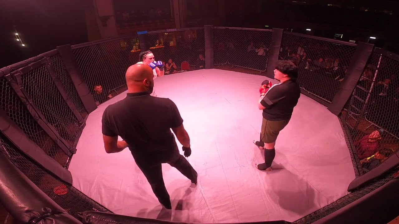 LIVERPOOL | ULTRA MMA | BATH GREGON VS LEANNE BOOMIN SCHOLES