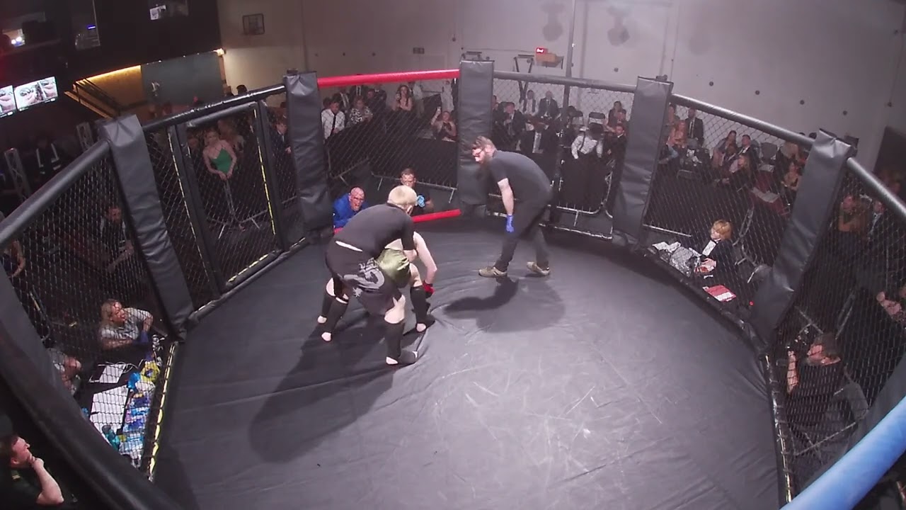 PORTSMOUTH | ULTRA MMA | KEEGAN ANDREWS VS MATTHEW DORAN background
