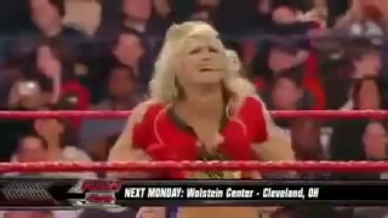 FULL MATCH - Beth Phoenix vs. Kelly Kelly: Raw, Jan. 19, 2009