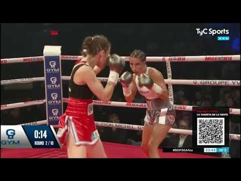 Evelin Bermúdez vs. Kim Clavel - Boxeo de Primera - TyCSports background