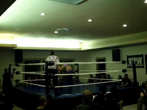 Kc Spinelli vs Riea Von Slasher - VIPW