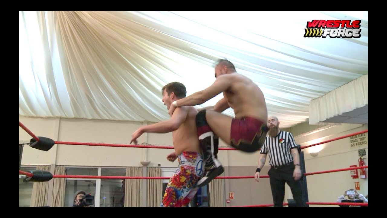 Jordan Saeed vs Oli Peace WRESTLEFORCE Live in Hullbridge 21.01.22 background