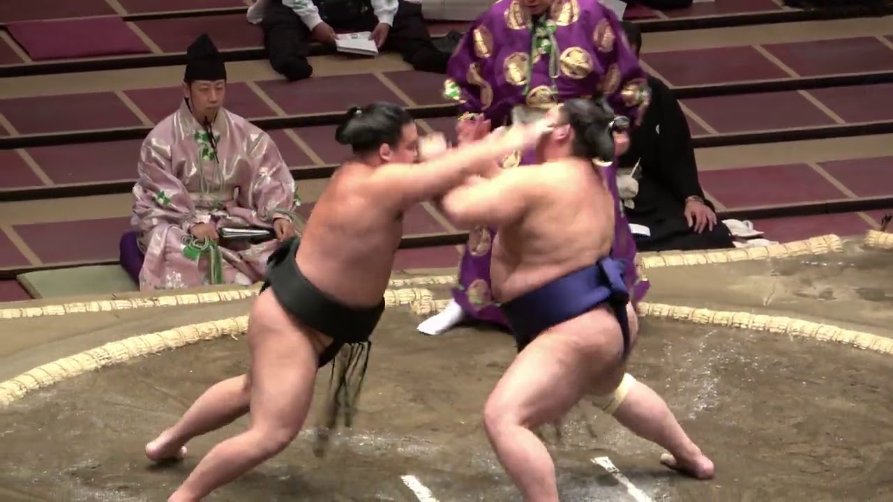 Sumo Day 5: Ura miracle move + footage & facts you can't find elsewhere background