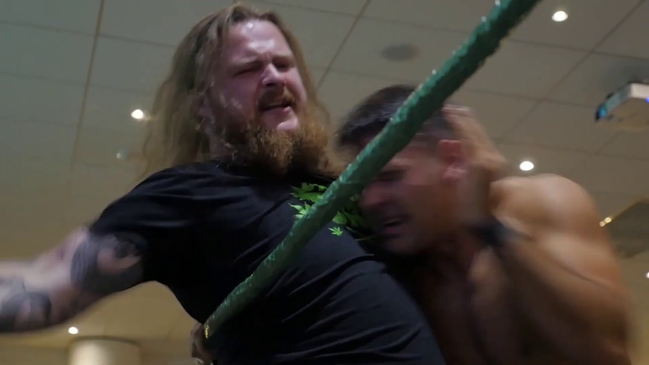 Owen Richards vs Stoner Dan - Titanic Wrestling background