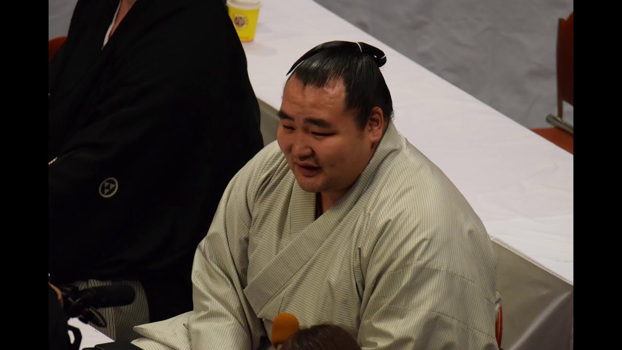 (Feb 23rd) Kakuryu lonely; Takanosho delighted; Wakatakakage short of stamina