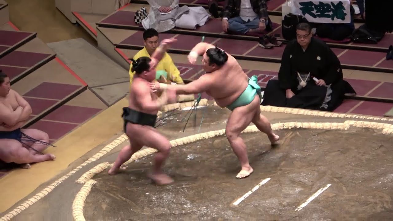 Jan 2021, Day 1: Real coverage from inside the Kokugikan backdrop