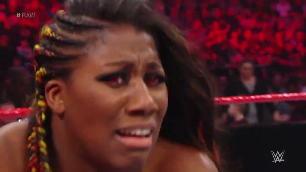 Nia Jax vs. Ember Moon: Raw, Nov. 5, 2018