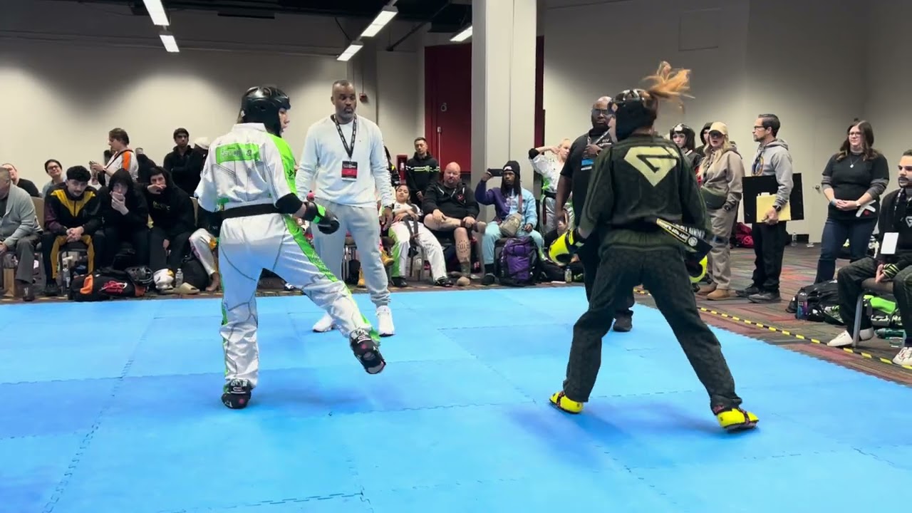 Jimena Janeiro vs Katiuska Sanchez Women's Super Lightweight Sparring - AKA Warrior Cup 2025 background