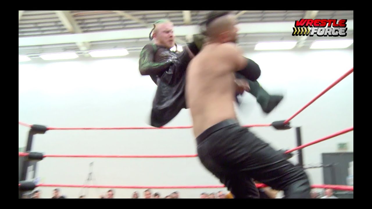 Billy Haze vs Fabio Romano WRESTLEFORCE Live in Aylesbury 09.10.21 background