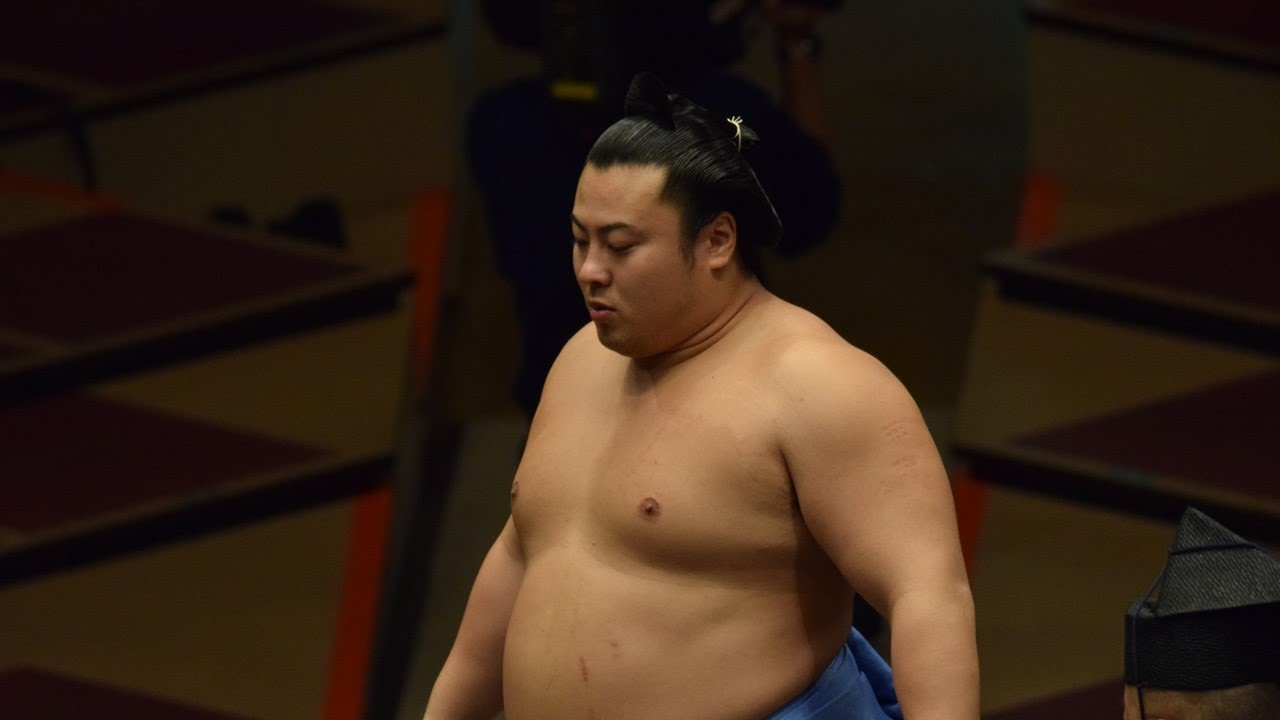 September 2020, Day 13 HD bouts: (Takakeisho v Shodai, Tobizaru v Takanosho + lower divisions) background