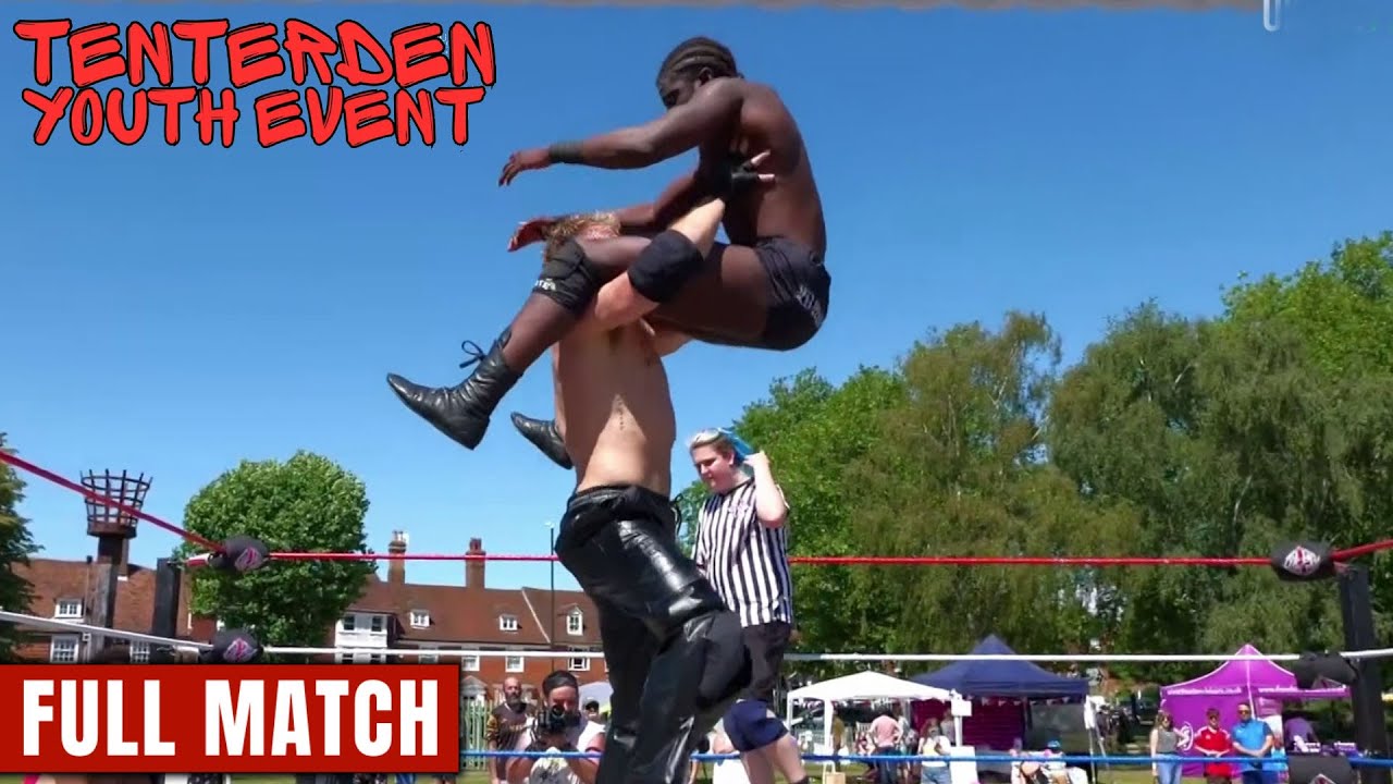 UKPW: FULL MATCH - Tyler Walker vs Max Moody background