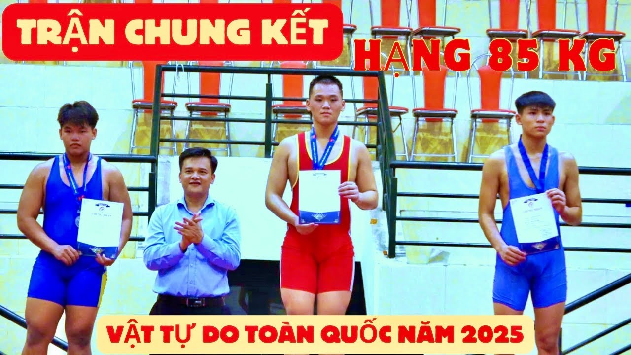 TRẬN CGUNG KẾT HẠNG 85 KG , VŨ QUỐC VIỆT TUYÊN QUANG VÀ LÊ NGUYỄN GIA HUY LONG AN. background