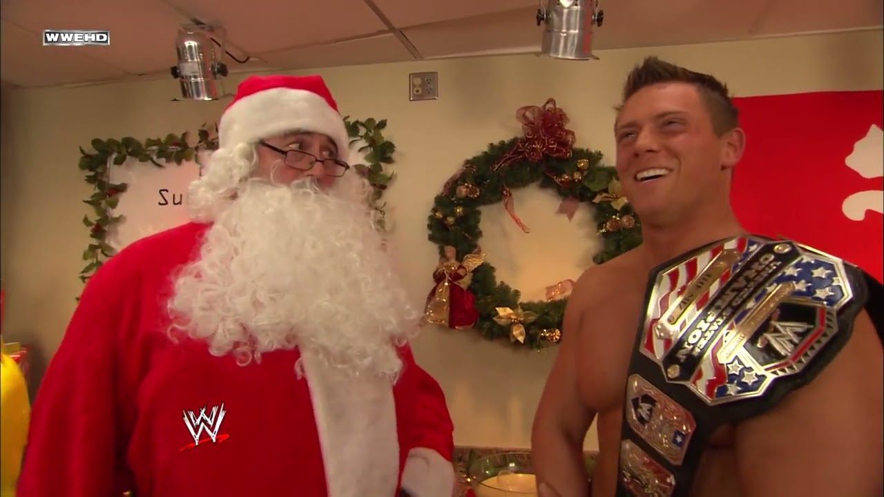 1080pHD WWE RAW 12/21/09 The Bella Twins, Johnny, Eve Torres Backstage Segment (RAW Christmas)