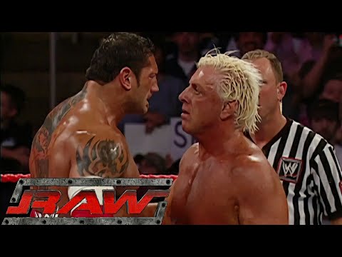 Batista vs Ric Flair (Batista Breaks HHH's Sledgehammer) RAW Mar 07,2005 background