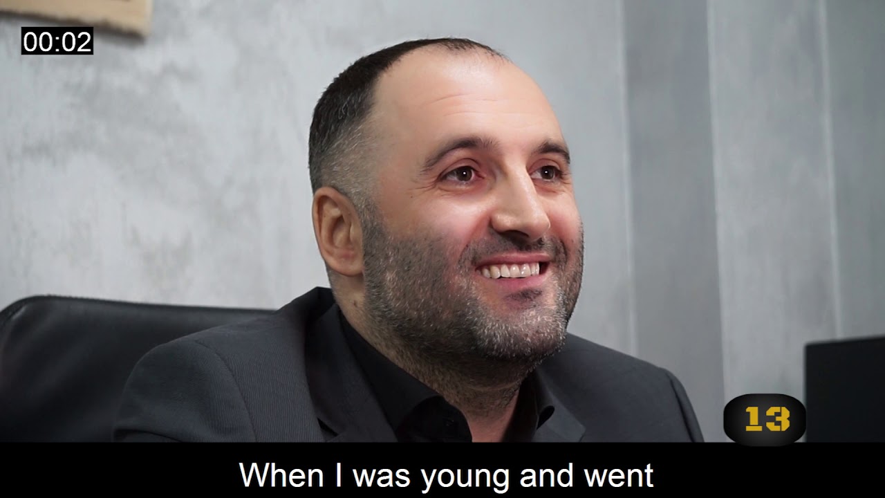 #33 with Octavian Orheianu . Vol. 31 background