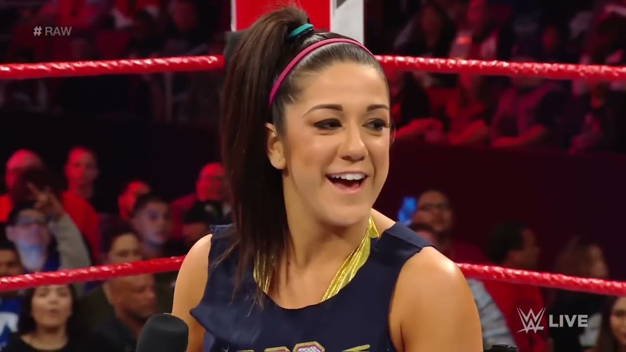 Sasha Banks & Bayley want to be the first WWE Women's Tag Team Champions: Raw, Dec. 3, 2018