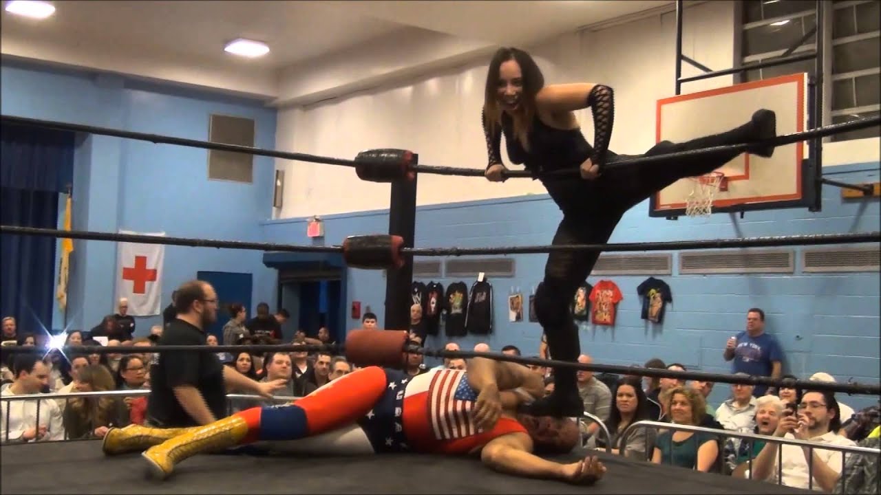 Lexa Rose's Royal Foot Slave (By Richard Ruiz Productions) background