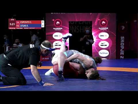 BRONZE WW - 62 kg: E. ESPOSITO (ITA) v. A. LYSAK (POL) background