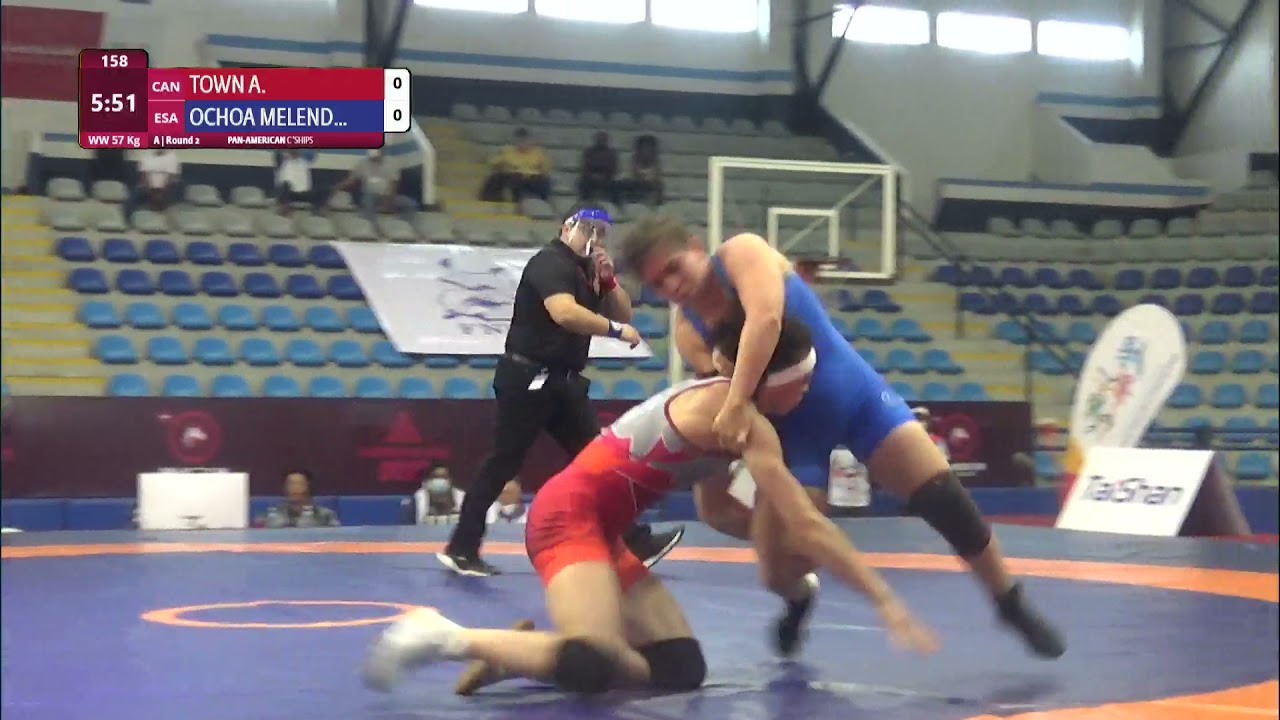 Round 2 WW - 57 kg: A. TOWN (CAN) v. C. OCHOA MELEND (ESA) background
