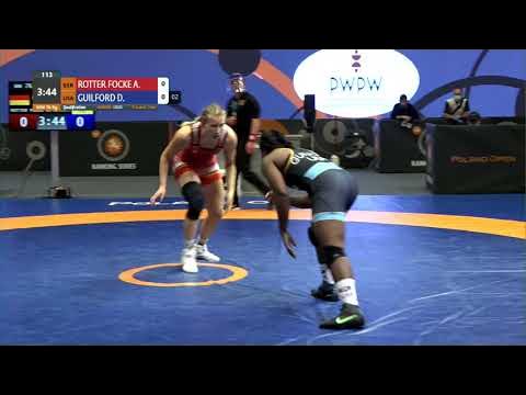 Qual. WW - 76 kg: A. ROTTER FOCKE (GER) v. D. GUILFORD (USA) background