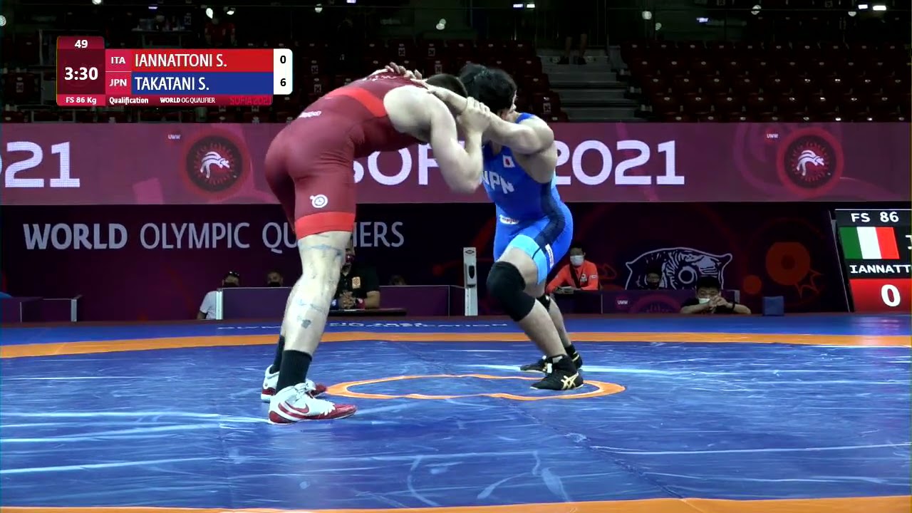 Qual. FS - 86 kg: S. IANNATTONI (ITA) v. S. TAKATANI (JPN) background