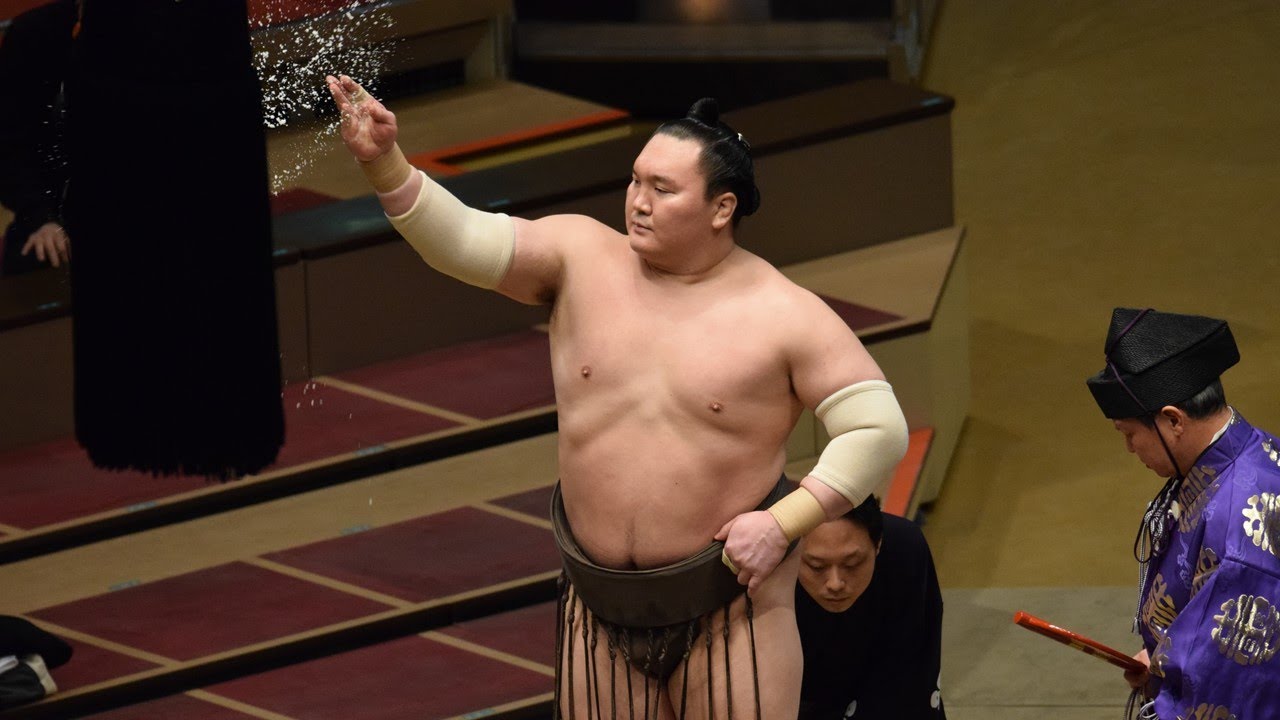 Hakuho: The king we used to know