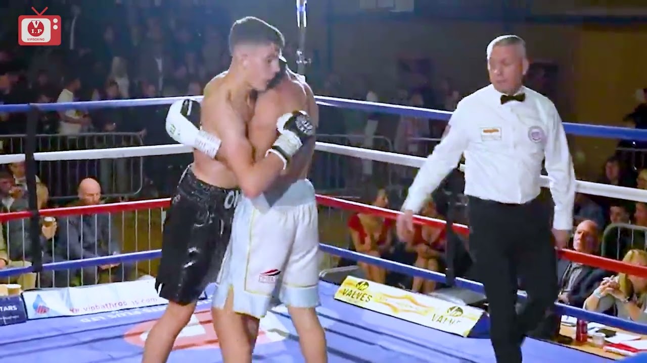 Owen Anderton Makes an Exciting Debut in Wigan - Owen Anderton v Jake Bray - 25.11.23 background