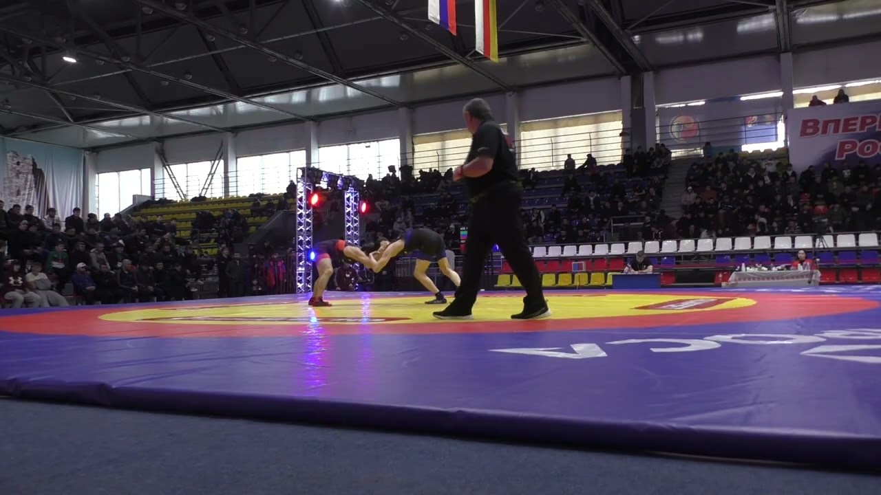 Магомед Магомедов (Дагестан) - Исмаил Сапралиев (Ингушетия)