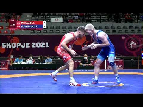1/8 GR - 72 kg: L. MALOBABIC (CRO) v. A. YLI HANNUKSE (FIN) background