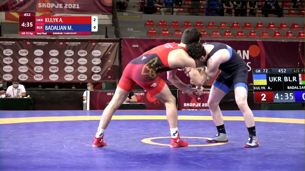 1/2 GR - 72 kg: A. KULYK (UKR) v. M. BADALIAN (BLR) background