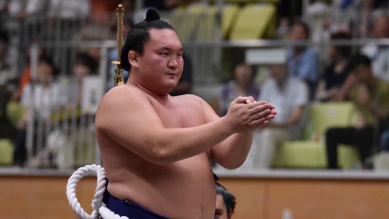 The secret to Hakuho's success: (9) The role of luck background