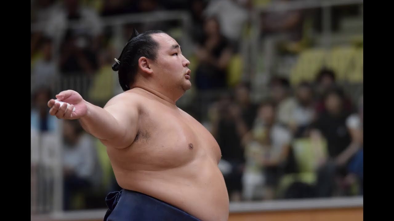 Kakuryu OUT of March; Hakuho becomes oldest modern yokozuna background