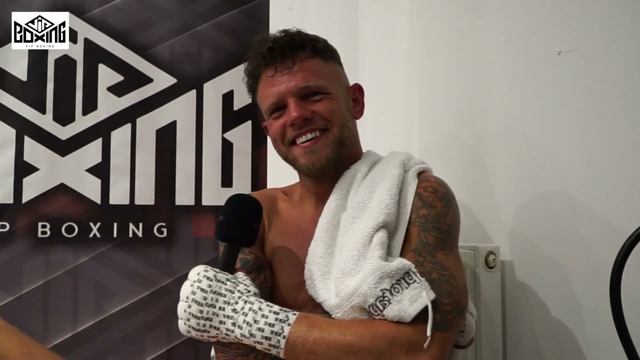 THE KO KING DOES IT AGAIN! Travis Waters beats Marian Wesolowski in a 1st round TKO