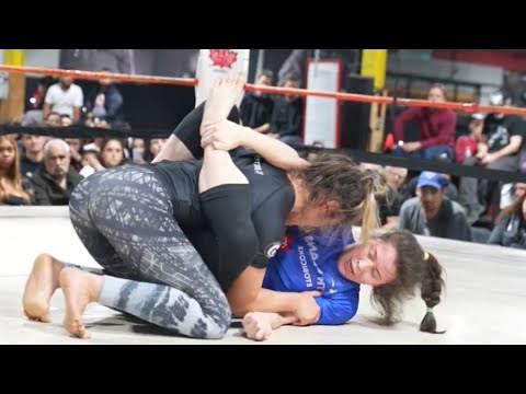 Intense No-Gi Grappling Fight 🤼‍♀️⚡ Girls Battle 2026