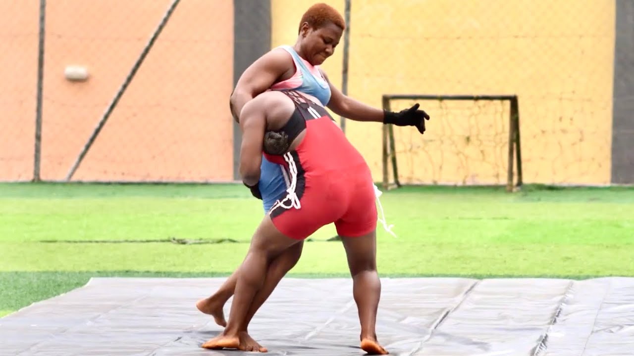Women’s Wrestling Clash: Takedowns, unlimited impulse stretches, Headlocks & Guillotine Fury!