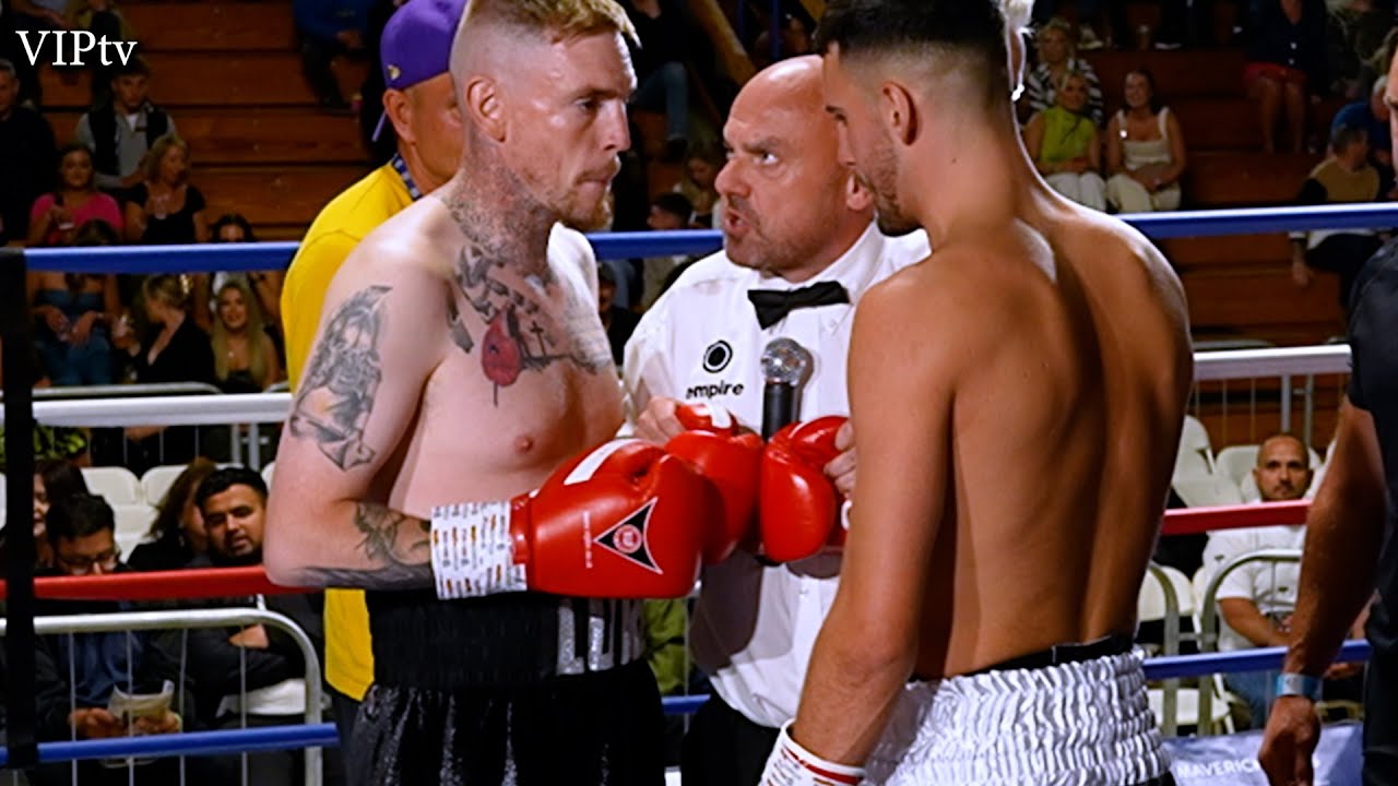 Owen Edwards v Luke Middleton at VIP's show at Wakefield's Lightwaves on July 22nd 2023. background