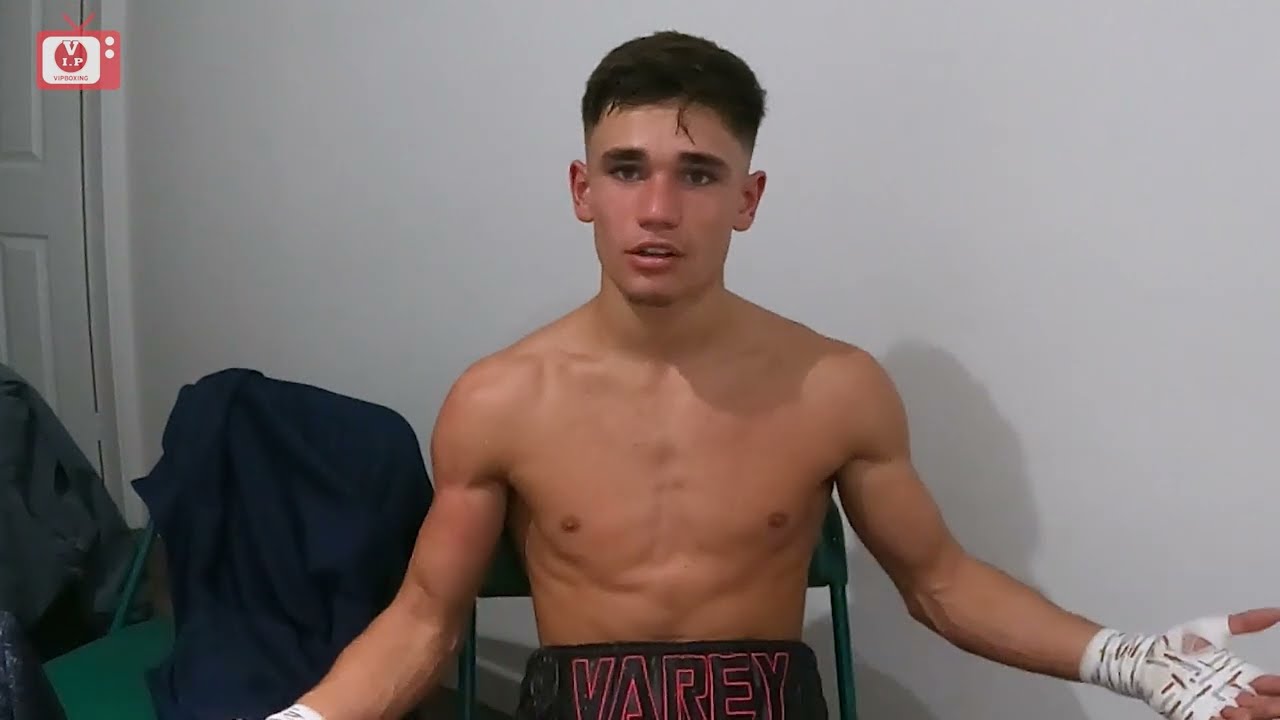 Thomas Varey moves to 2-0 after a punch perfect performance.