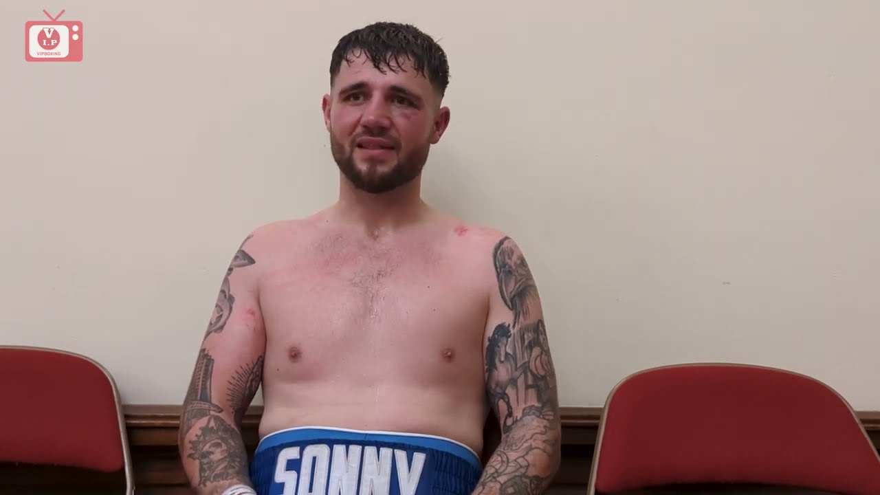 Sonny Taylor gets win number 10 at Hull City Hall background