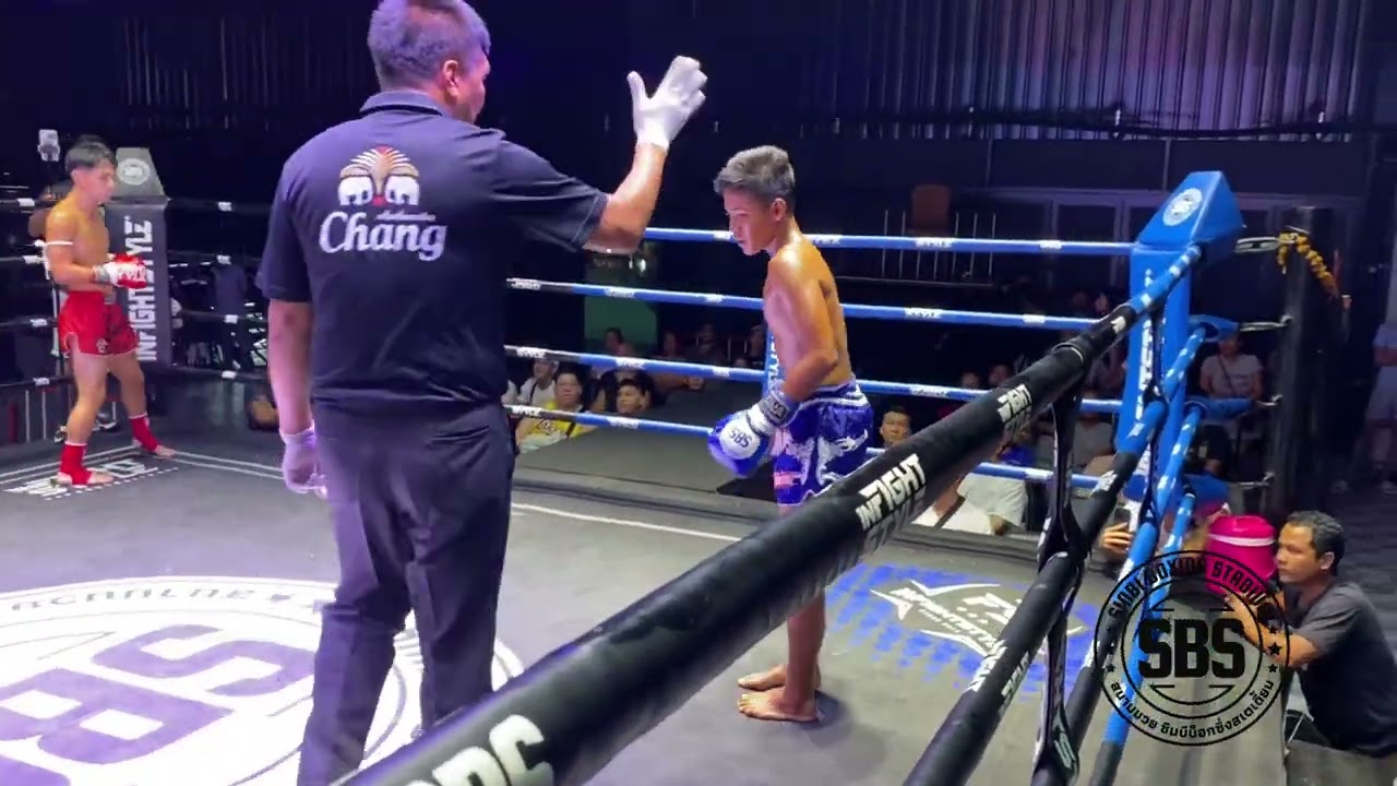 Iori Sor SetDamrong π―π΅ (red) v One Pichit Tong Panun Yangton πΉπ (blue)