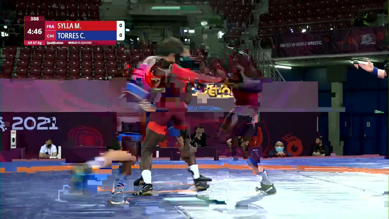 Qual. GR - 67 kg: M. SYLLA (FRA) v. C. TORRES NUNEZ (CHI) backdrop