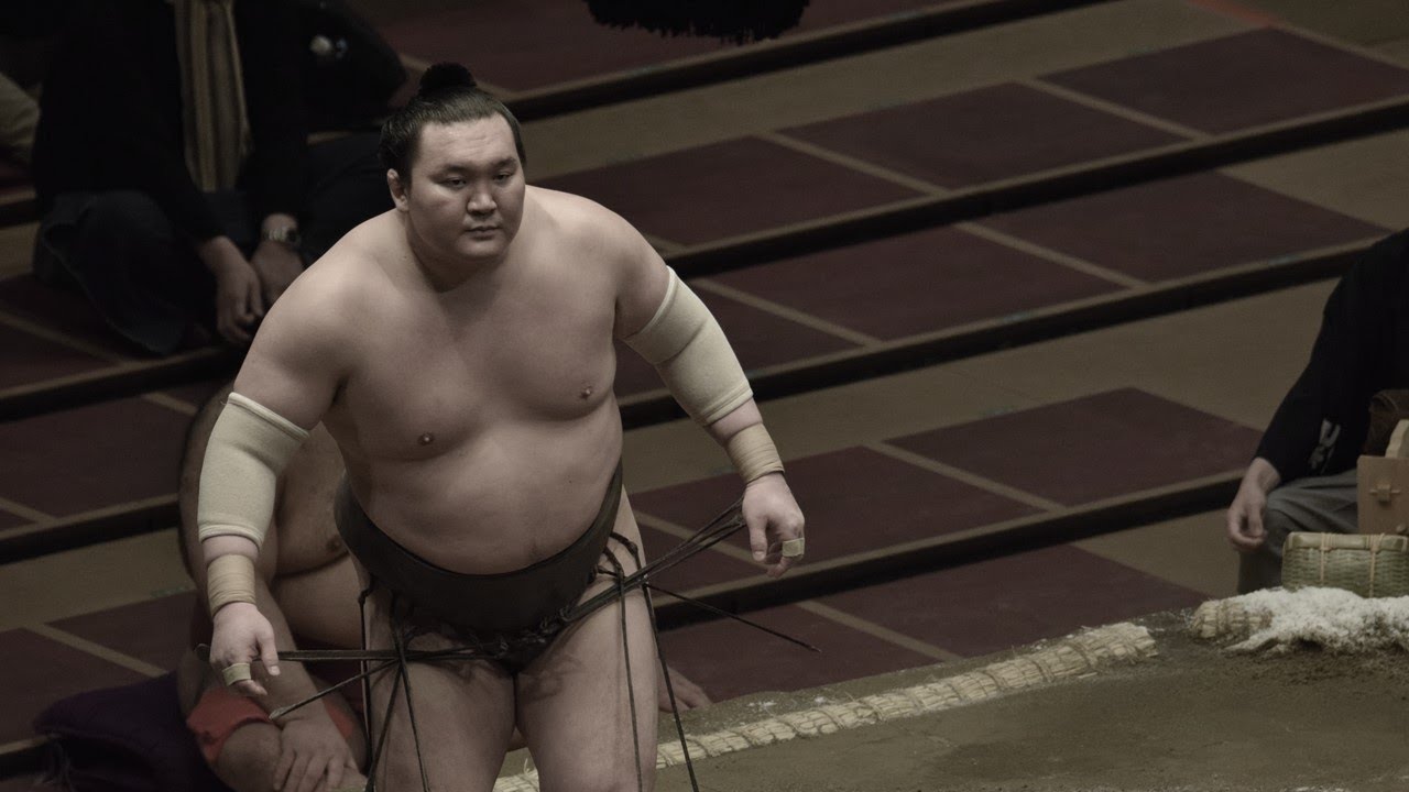 March 2021, Day 2: See history made, and Hakuho thrive background