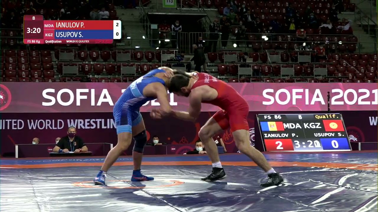 Qual. FS - 86 kg: P. IANULOV (MDA) v. S. USUPOV (KGZ) background