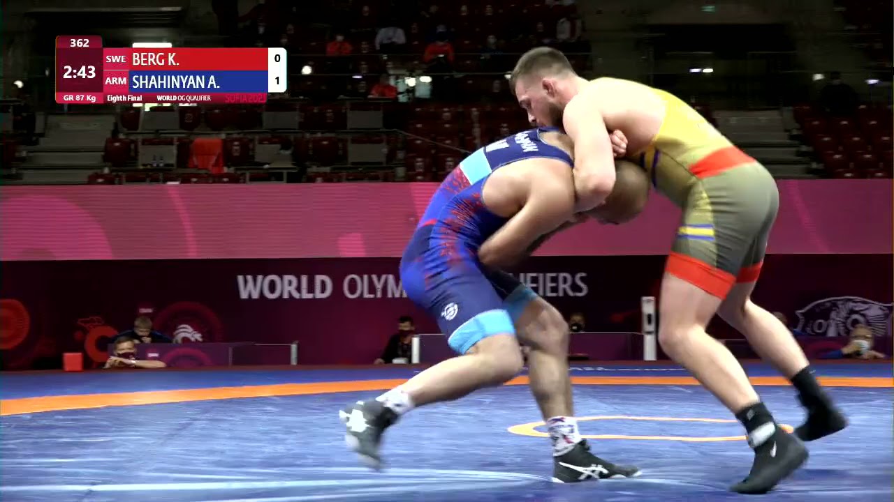 1/8 GR - 87 kg: K. BERG (SWE) v. A. SHAHINYAN (ARM) background