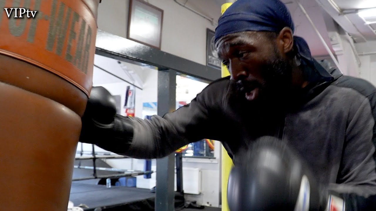 Big punching Super Middleweight Dexter Makaza wants another early night on July 9th background