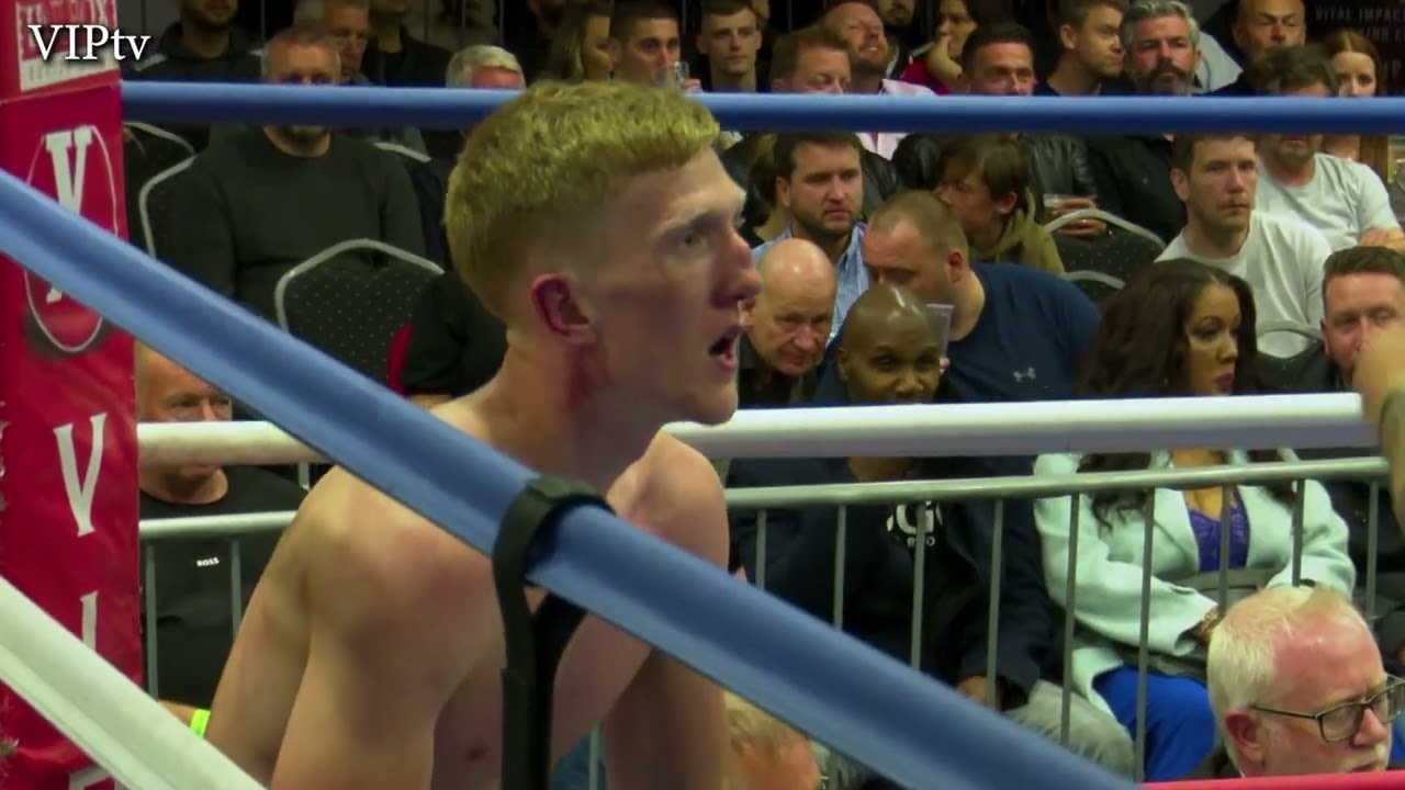 Rhys Woods v Jay McCarthy at AJ Bell Stadium, Salford on 18 June 2022