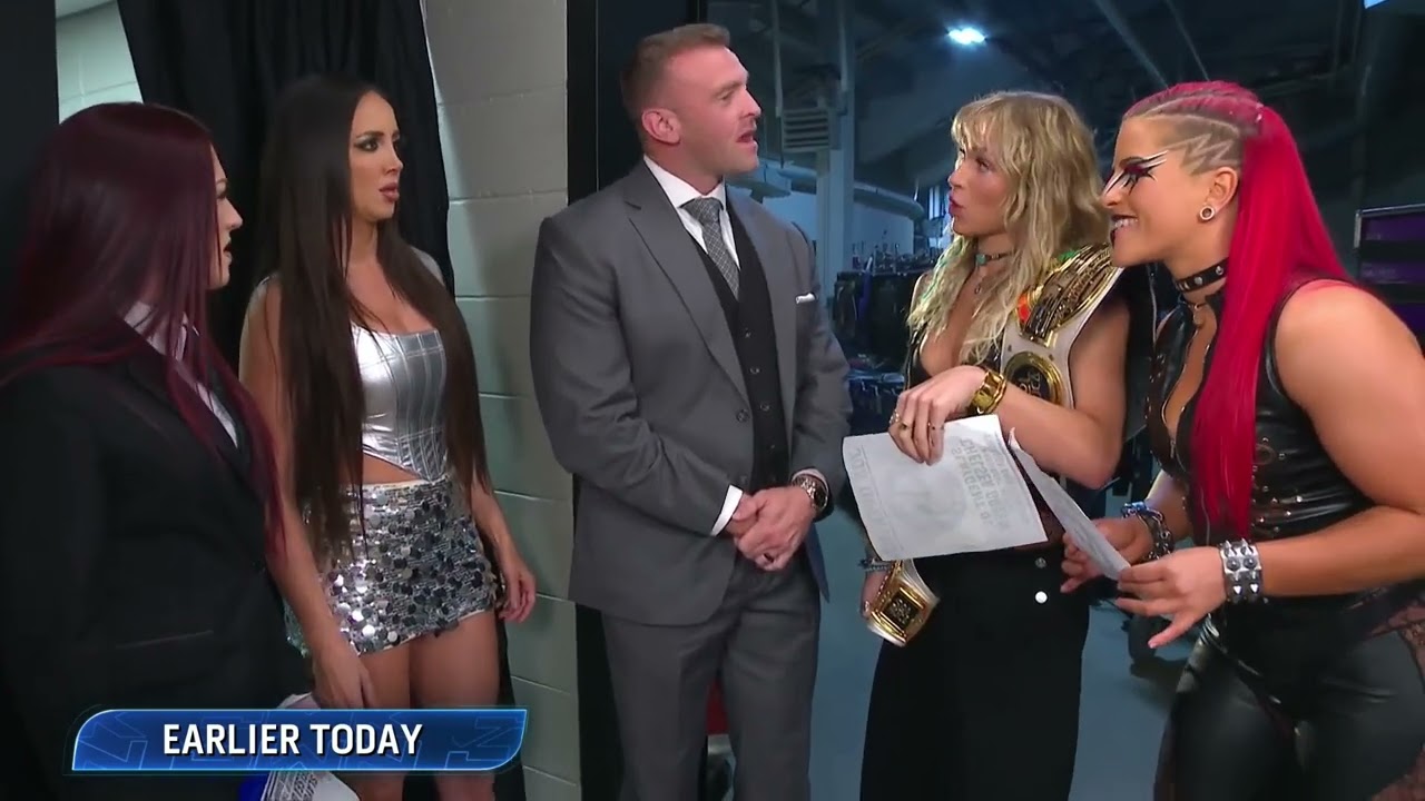 Chelsea Green & Alba Fyre invites Sol Ruca & Zaria to join Secret Service | SmackDown Oct 3, 2025 background