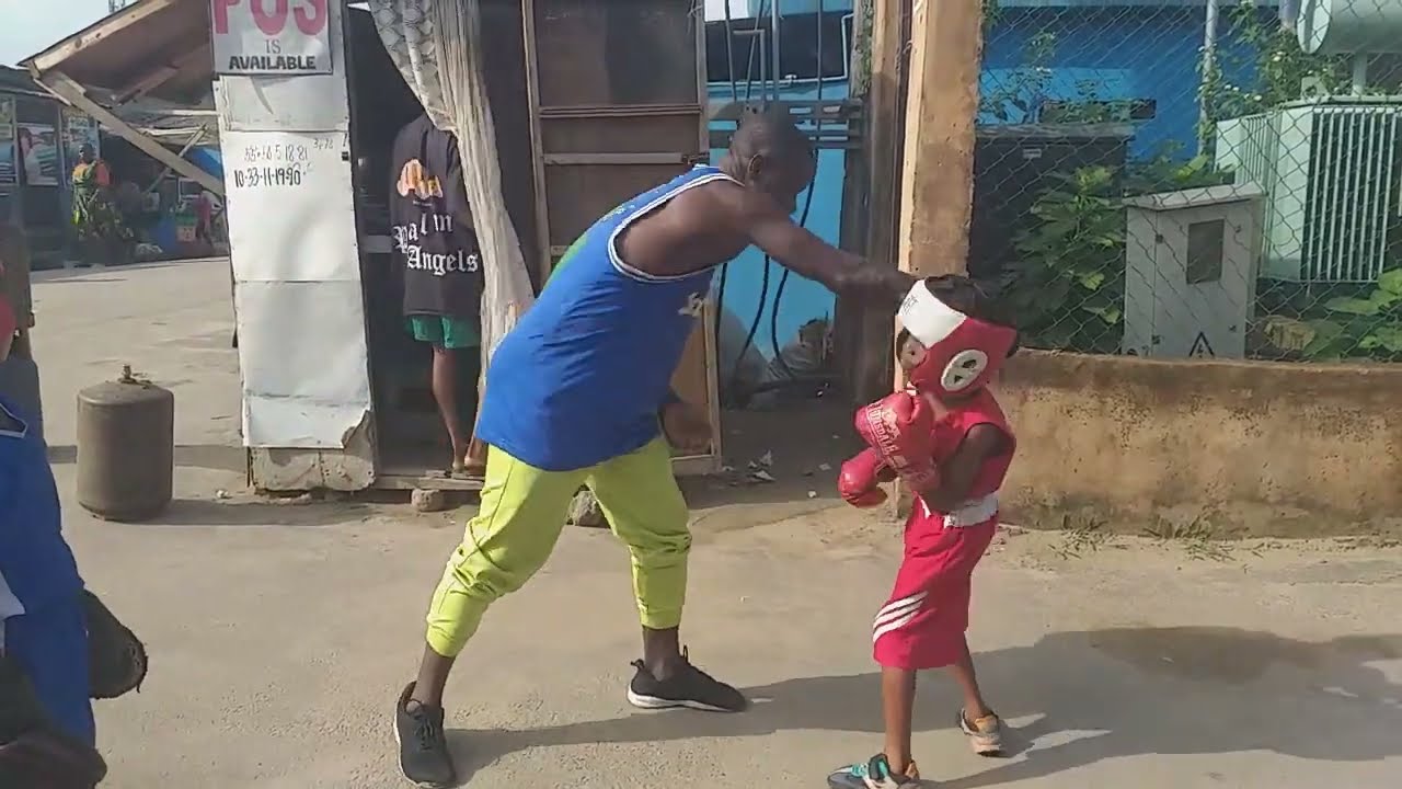 DEFENSIVE BOXING 🥊 background